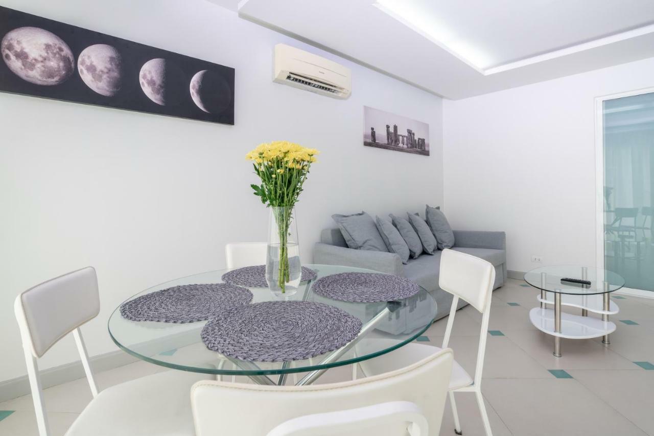 Condor Apartment Nai Harn Экстерьер фото