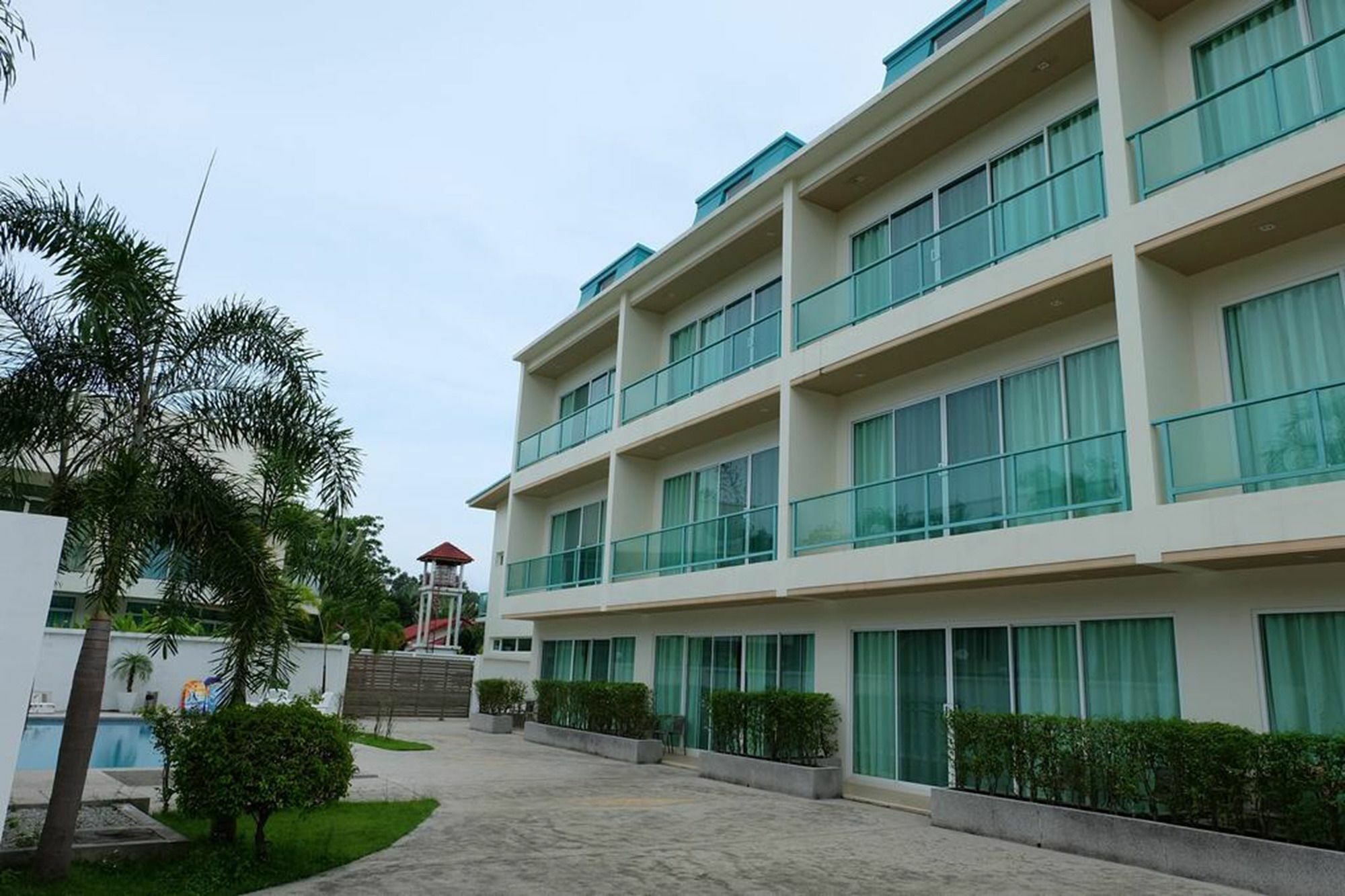 Condor Apartment Nai Harn Экстерьер фото